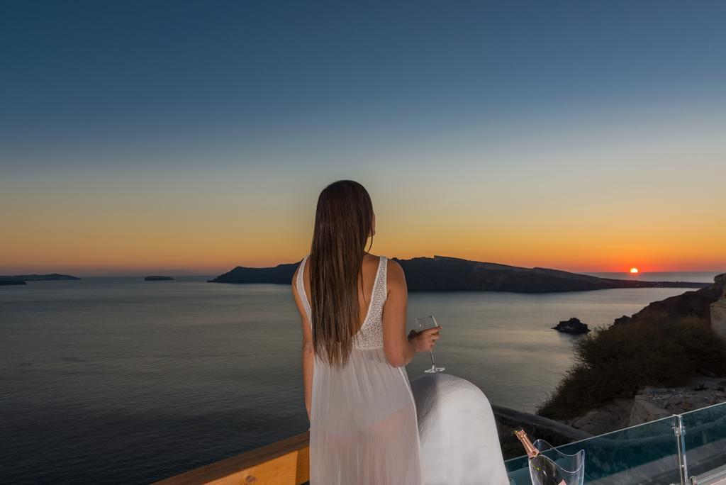 Elite Luxury Suites Oia  Bagian luar foto