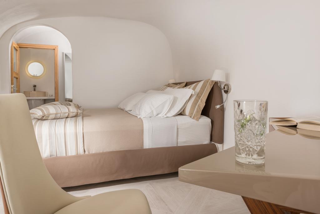 Elite Luxury Suites Oia  Bagian luar foto